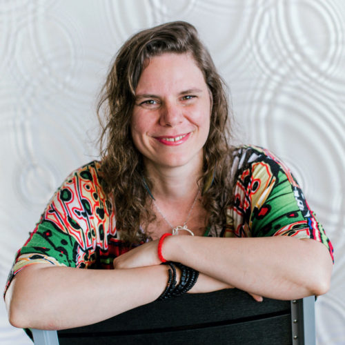 Headshot of Elizabeth Foley