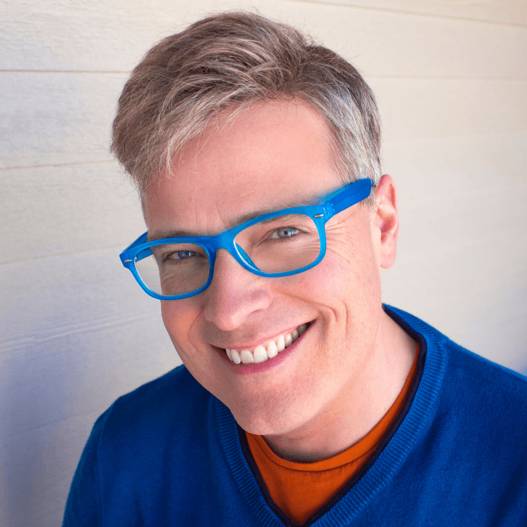Headshot of Ali Manning