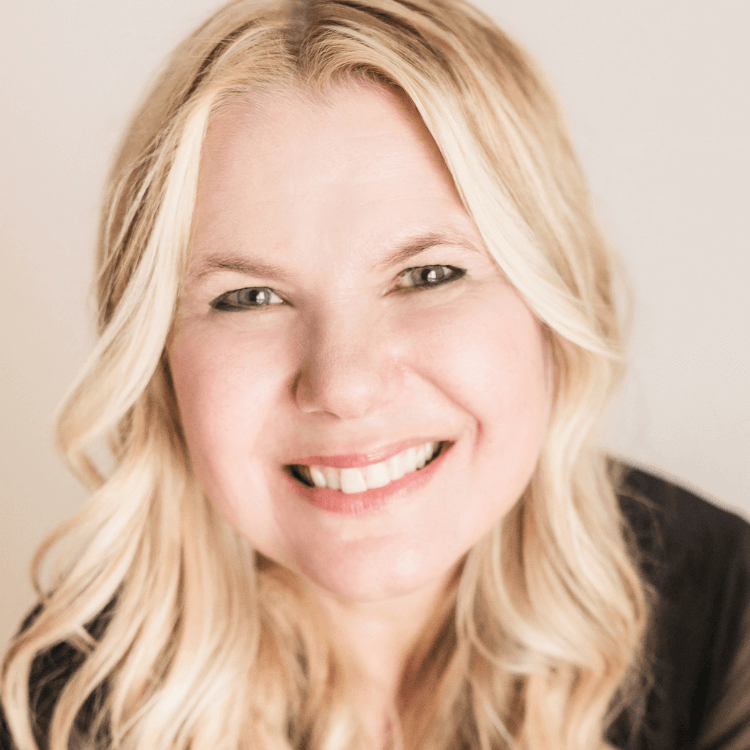 Headshot of Ali Manning