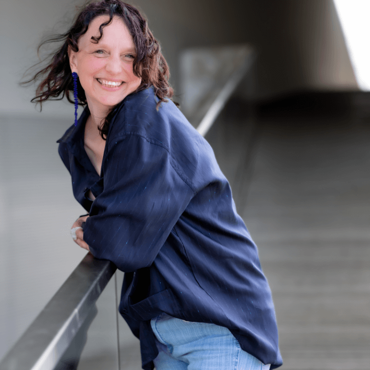 Headshot of Erica Pang